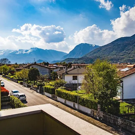 Appartamento Borgo Peschiere Maniago Exterior photo